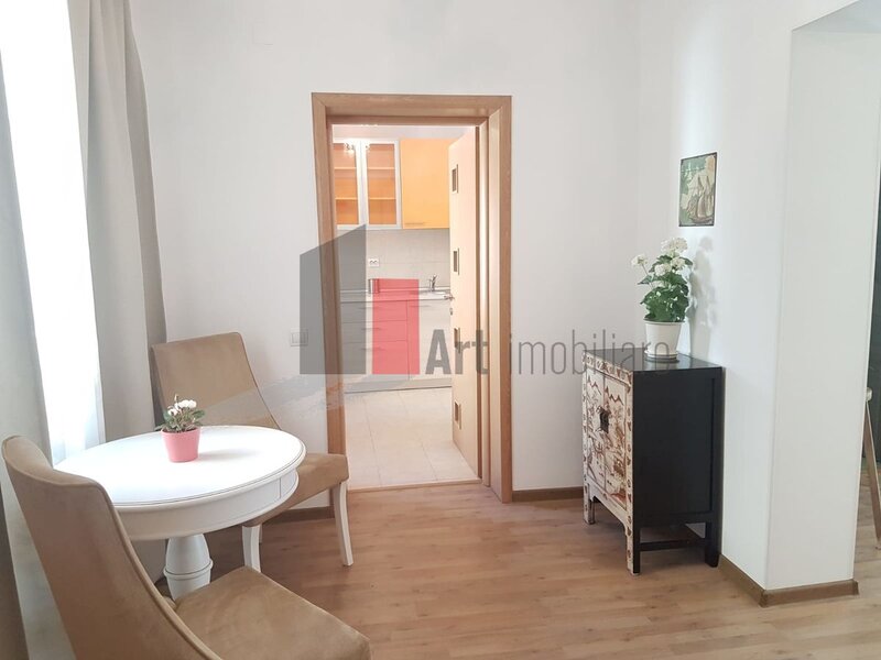 Piata Victoriei, inchiriere 2 camere,